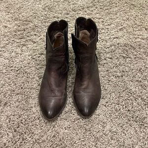 Frye women’s brown leather short boot; only worn once; size 10